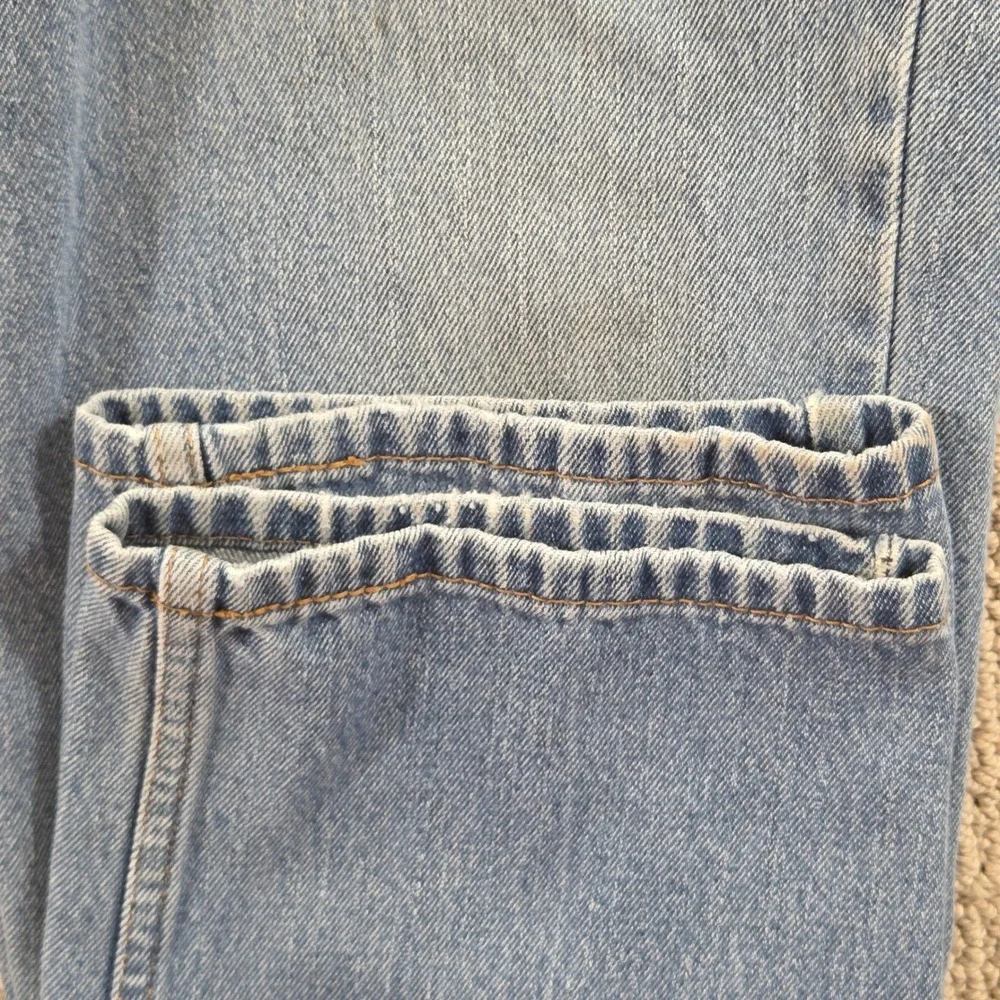 Vintage Levis 550 Relaxed Fit Blue Jeans Light Wash Denim Distressed Mens‎ 34x30